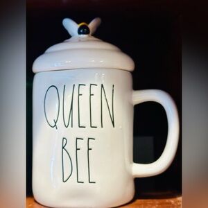 Rae Dunn by Magenta "Queen Bee" coffee mug features a white ceramic body